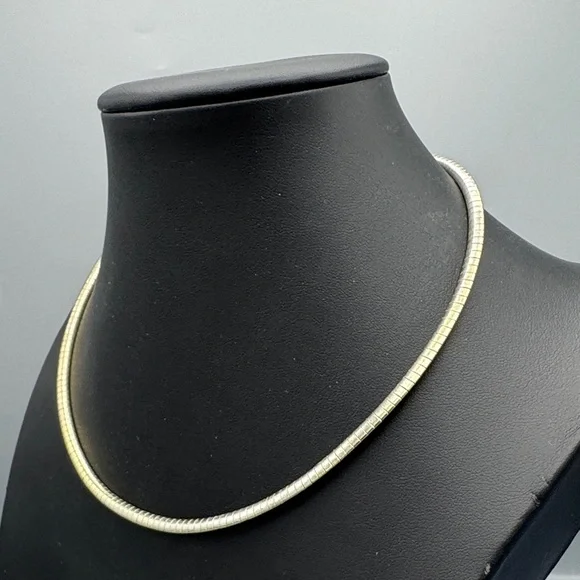 Sterling Silver THICK chain Necklace - Picture 3 of 4